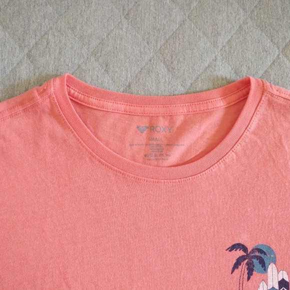 Roxy Surfboards🏄 and Palm Tree🌴 Tee - NWT - Picture 5 of 12